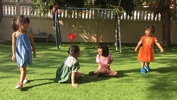 Nhiều trẻ bệnh do... thiếu nắng!